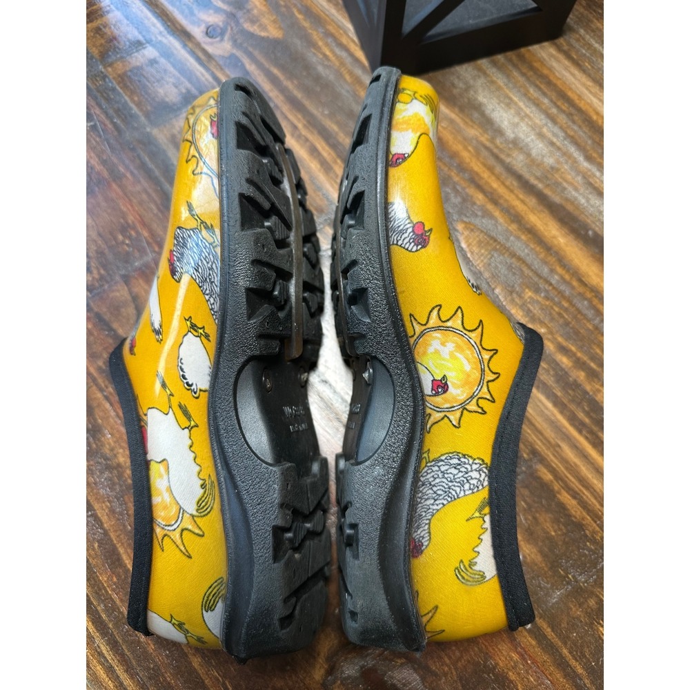 Sloggers Womens 8 Yellow Chicken Sun Print Waterproof Garden Shoes Clogs USA - Picture 6 of 9